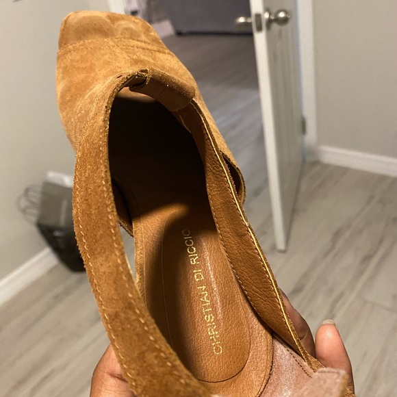 Brown suede heels - Picture 5 of 5